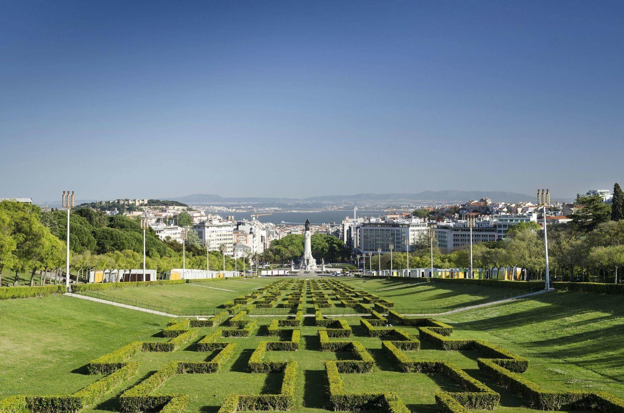 Real Residencia - Apartamentos Turisticos Lisboa Eksteriør billede